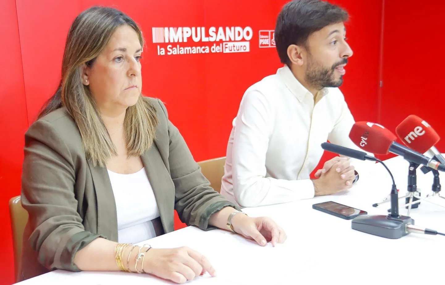 El PSOE denuncia el “fiasco” del BusCyL y acusa a la Junta de improvisación y abandono del transporte público