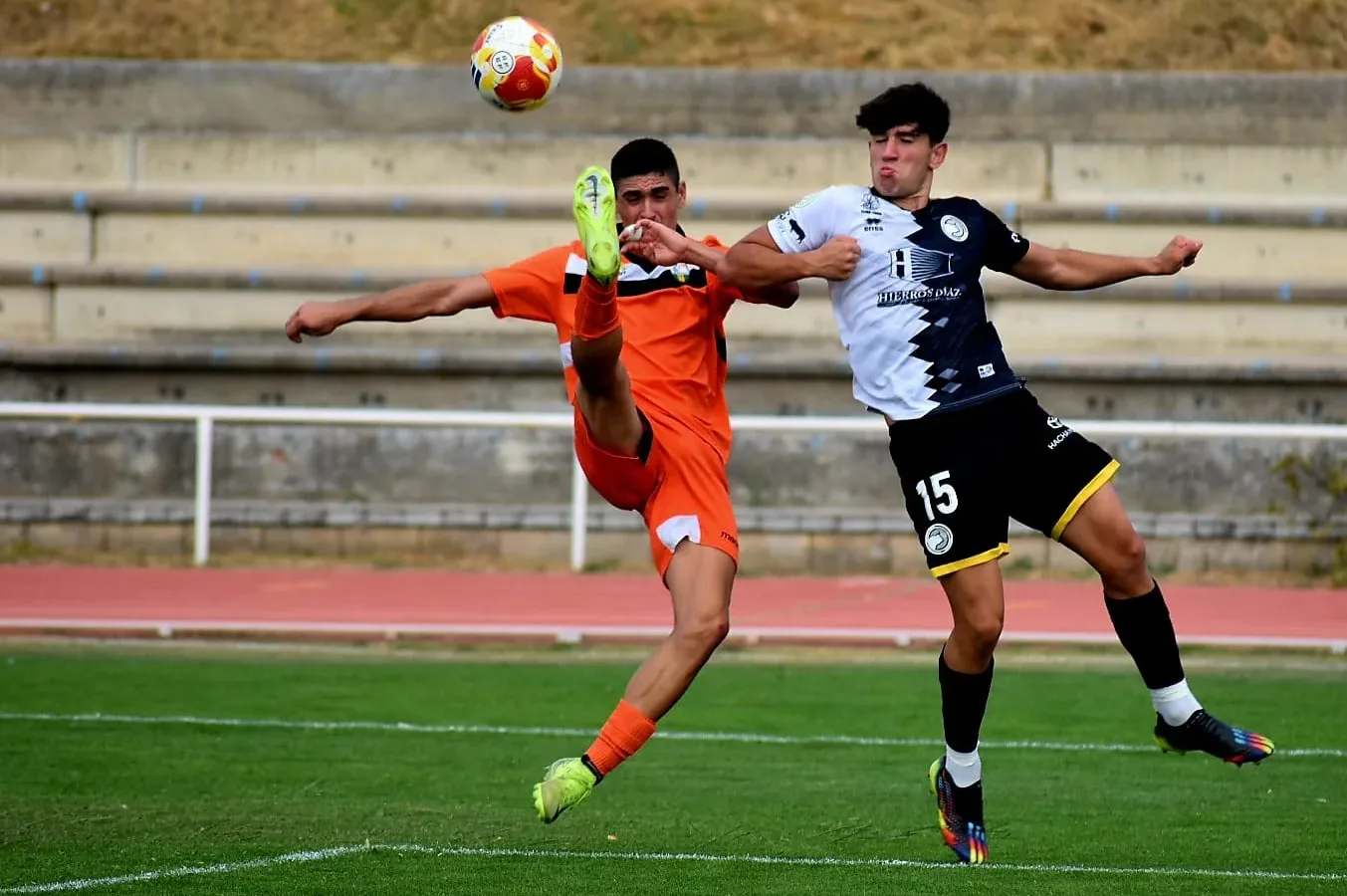 Resultados y Clasificación en el Grupo VIII de Tercera Federación de Fútbol