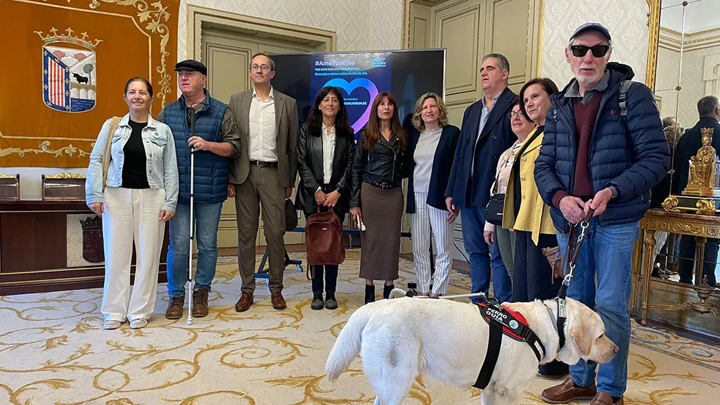 El Ayuntamiento destaca la labor de la Asociación Retina Salamanca para promover la prevención de la ceguera, la discapacidad y la rehabilitación visual