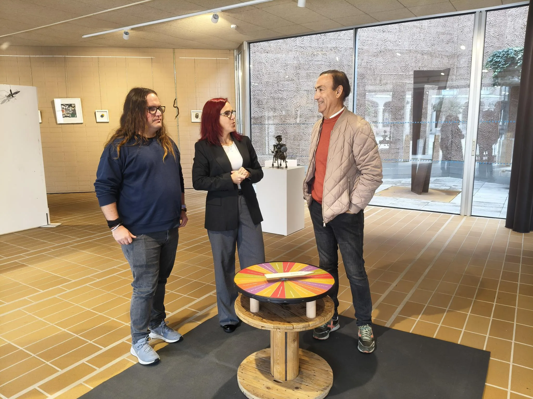Carbajosa acoge la exposición “El Museo de las Segundas Oportunidades” del artista Juanvi Sánchez