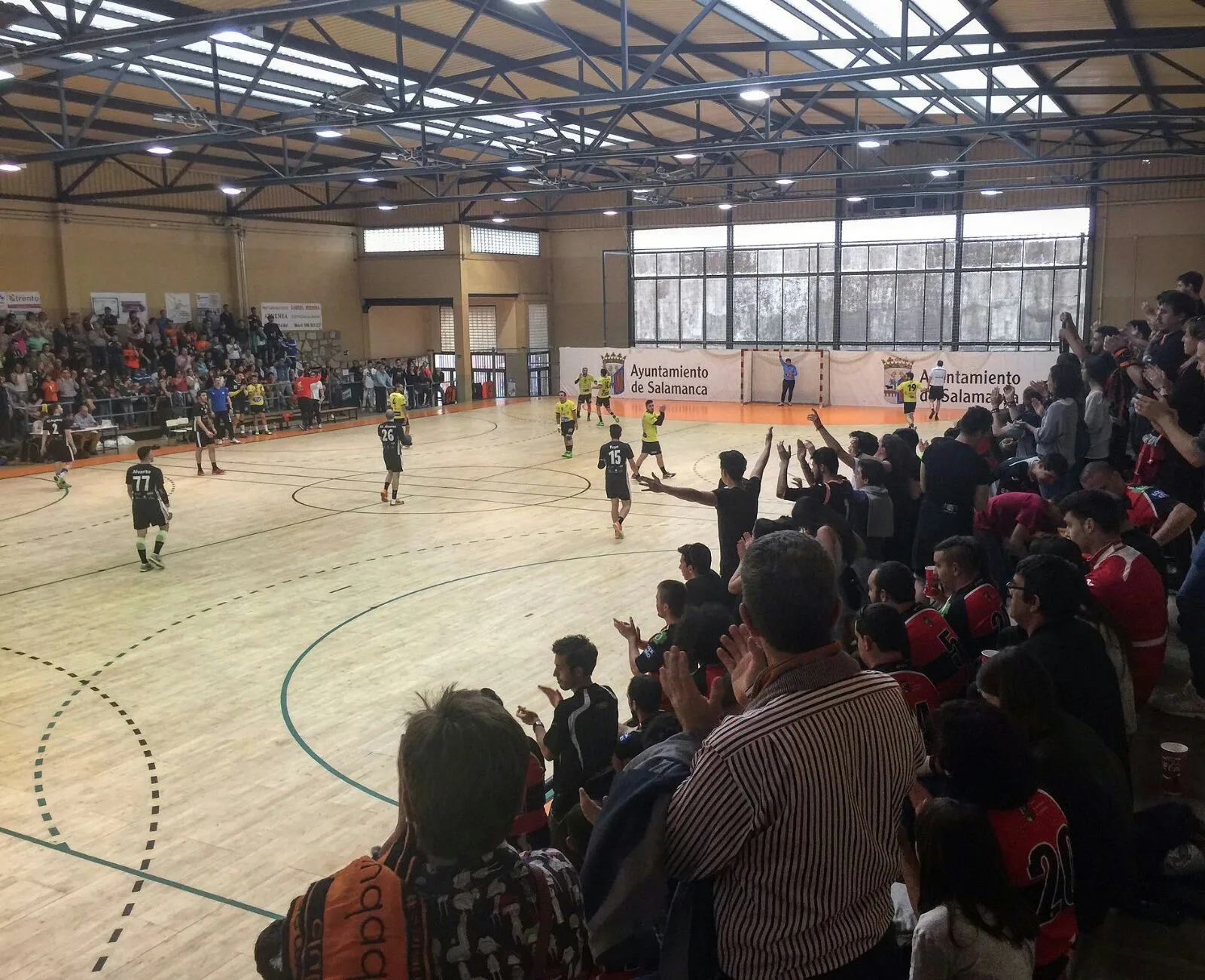 Fin de semana intenso para el Balonmano Ciudad de Salamanca: doble cita en el Río Tormes