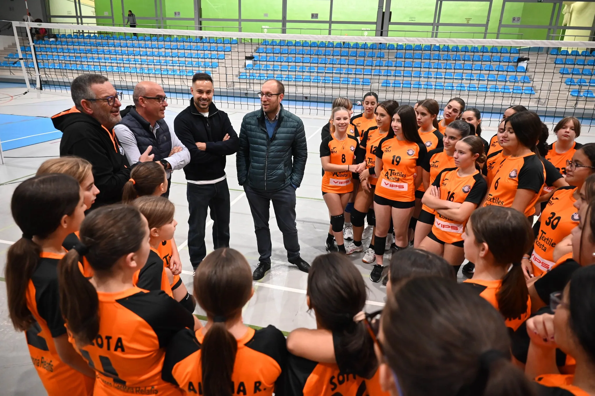 Medio centenar de jóvenes forman el Club Voleibol Ciudad Rodrigo
