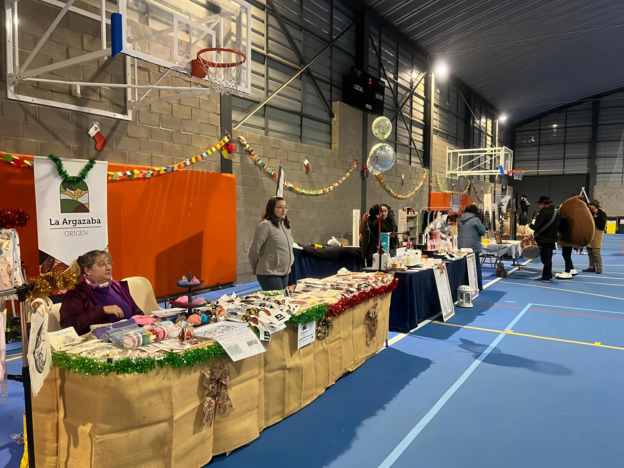 Comienzan los preparativos del III Mercado Navideño de Carbajosa