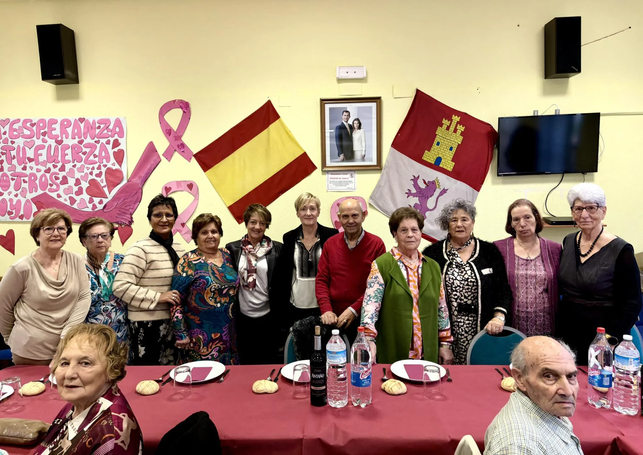 El Hogar del Jubilado celebra su fiesta anual con eucaristía, comida y baile