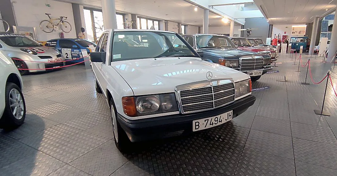 El Mercedes-Benz 190 D 2.5, pieza del mes en el Museo de Historia de la Automoción de Salamanca