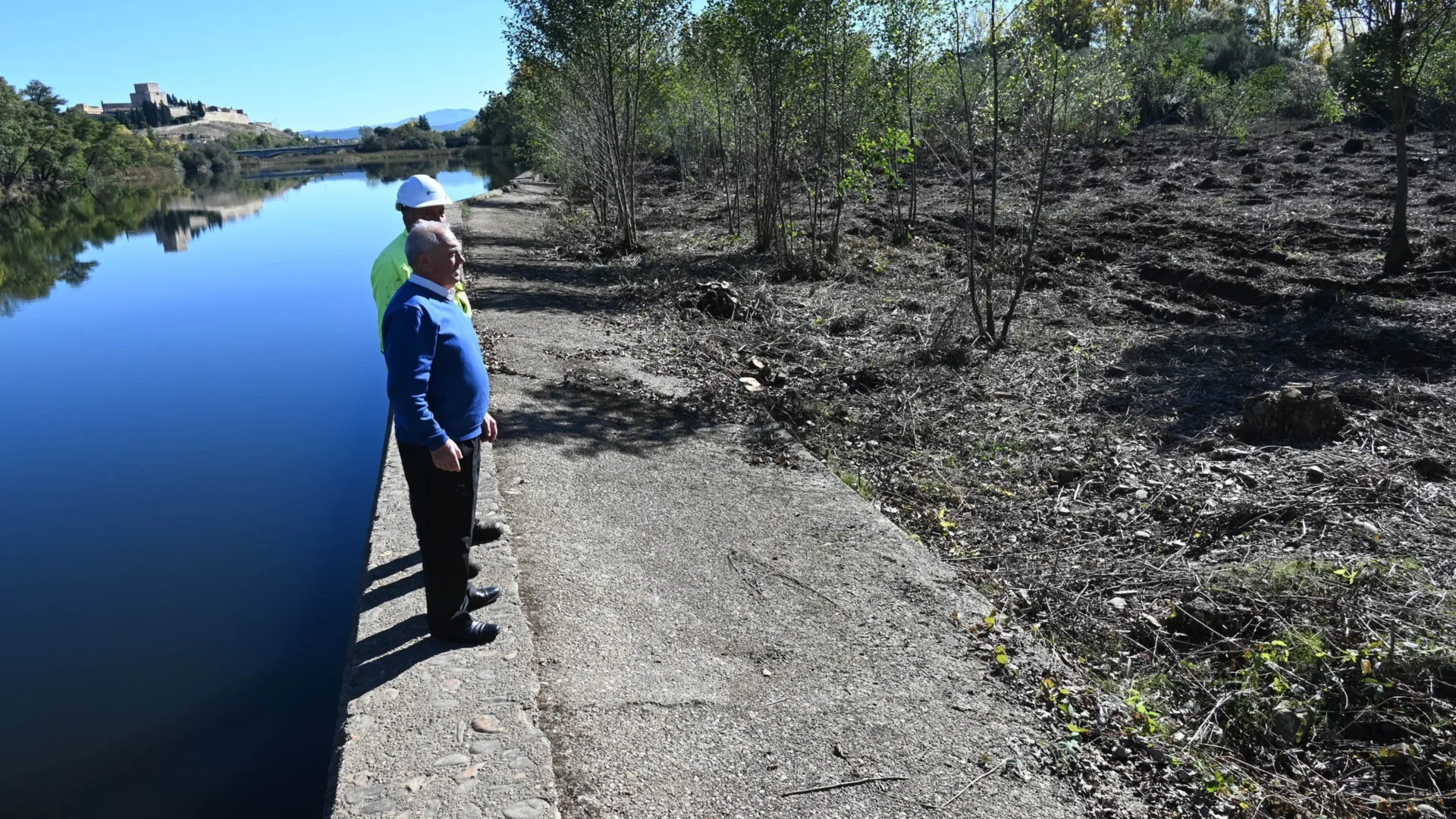 La CHD acomete trabajos de desbroce en la represa del Paraje de la Moretona en Ciudad Rodrigo