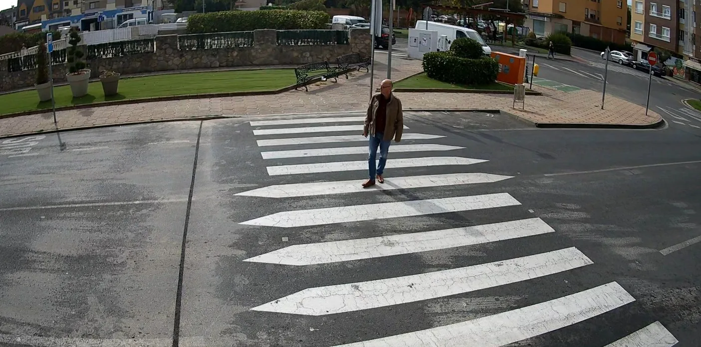 Santa Marta refuerza la seguridad vial con cuatro pasos de peatones inteligentes en la avenida de Madrid