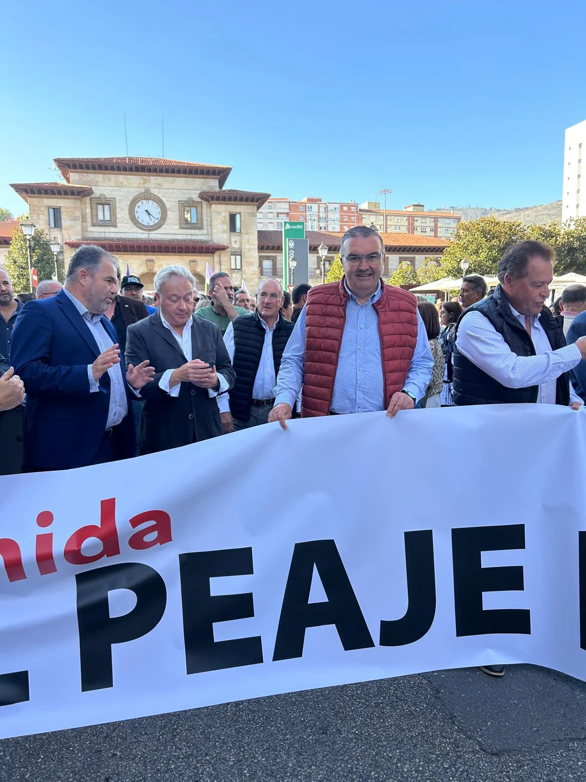 UPL participa en la manifestación de Oviedo contra el peaje de la AP-66 y exige su eliminación definitiva
