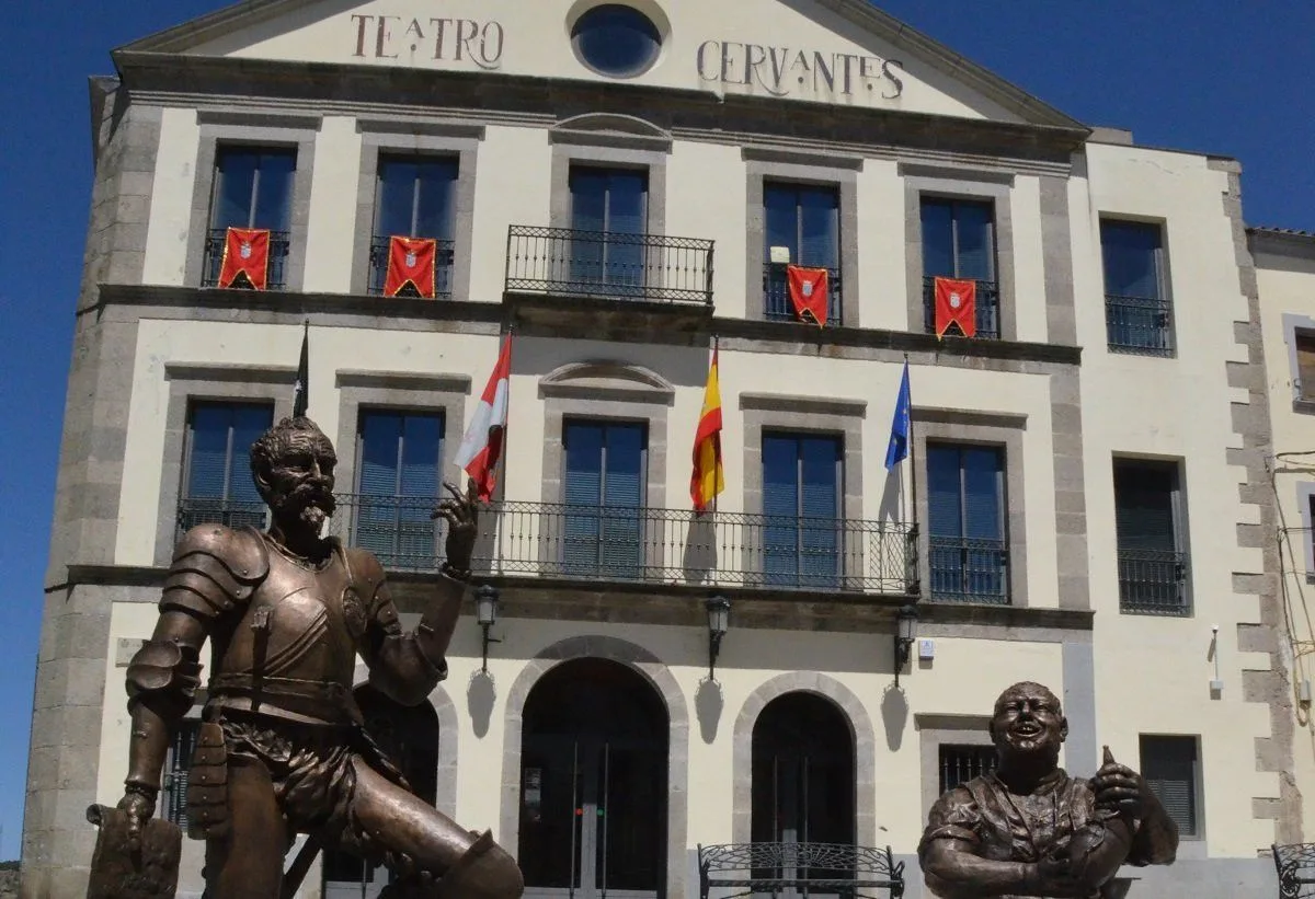 El Teatro Cervantes de Béjar, un emblema cultural que sigue latiendo desde 1857