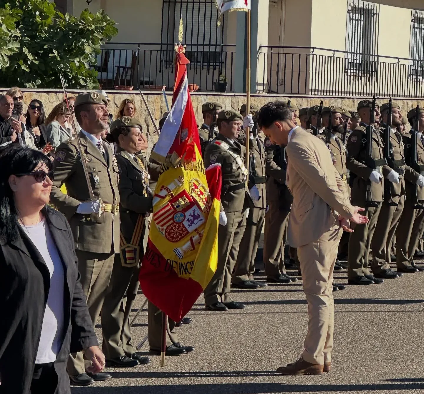 Villamayor vive un día histórico con el Acto de Jura de Bandera para Personal Civil