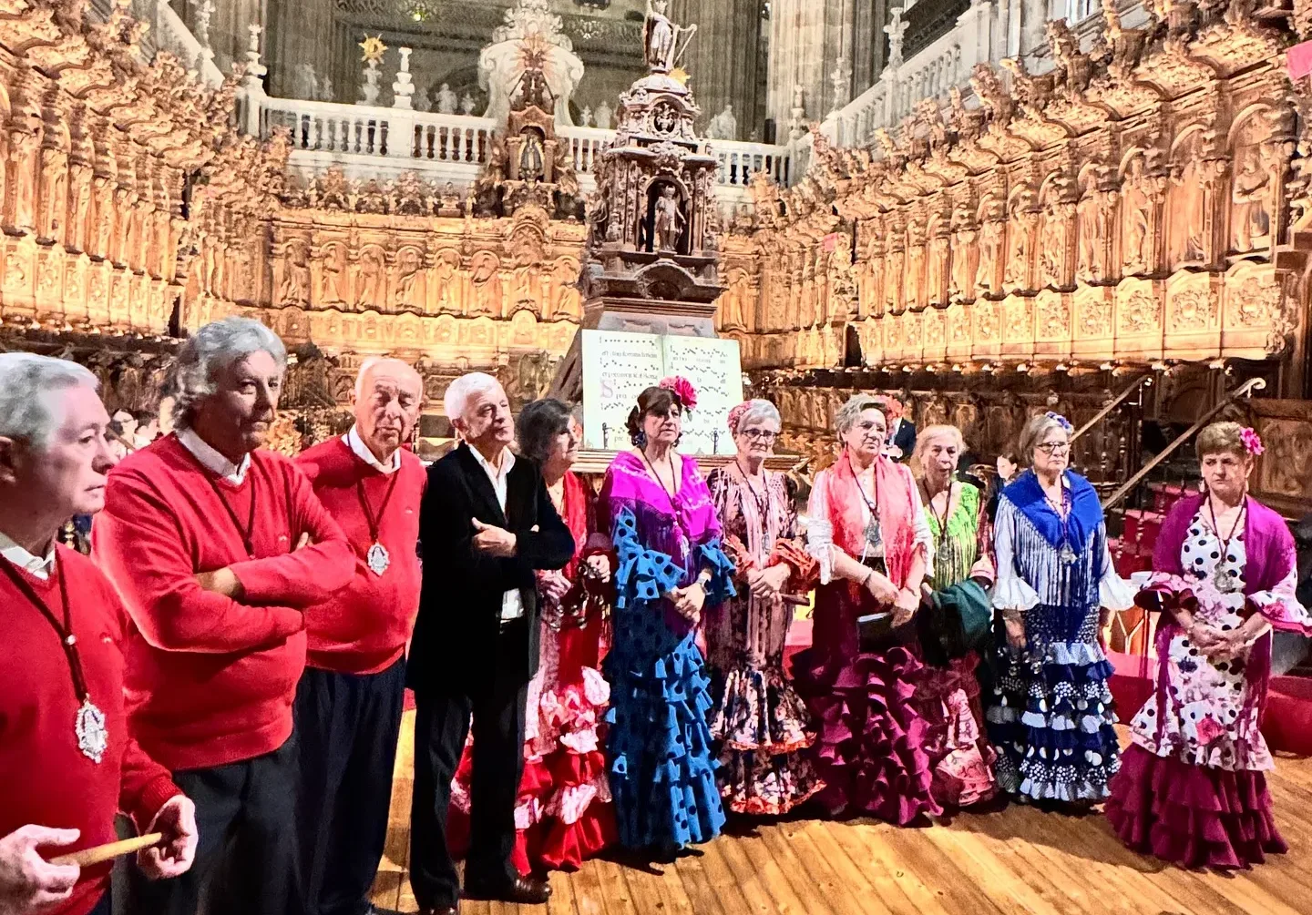 Multitudinaria Eucaristía del X Encuentro de Hermandades del Rocío en la Catedral de Salamanca