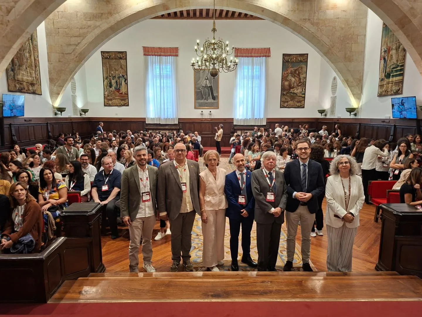 Cientos de antiguos alumnos celebran en Salamanca el 20º y 25º aniversario de su graduación