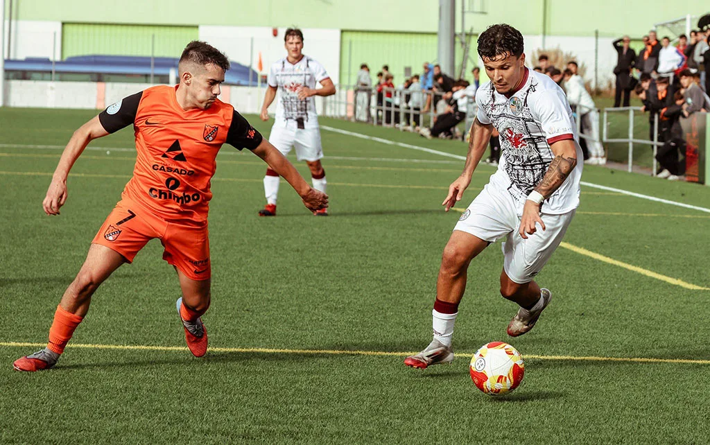 Victoria a domicilio de Salamanca UDS ante la UD Sámano (0-2)
