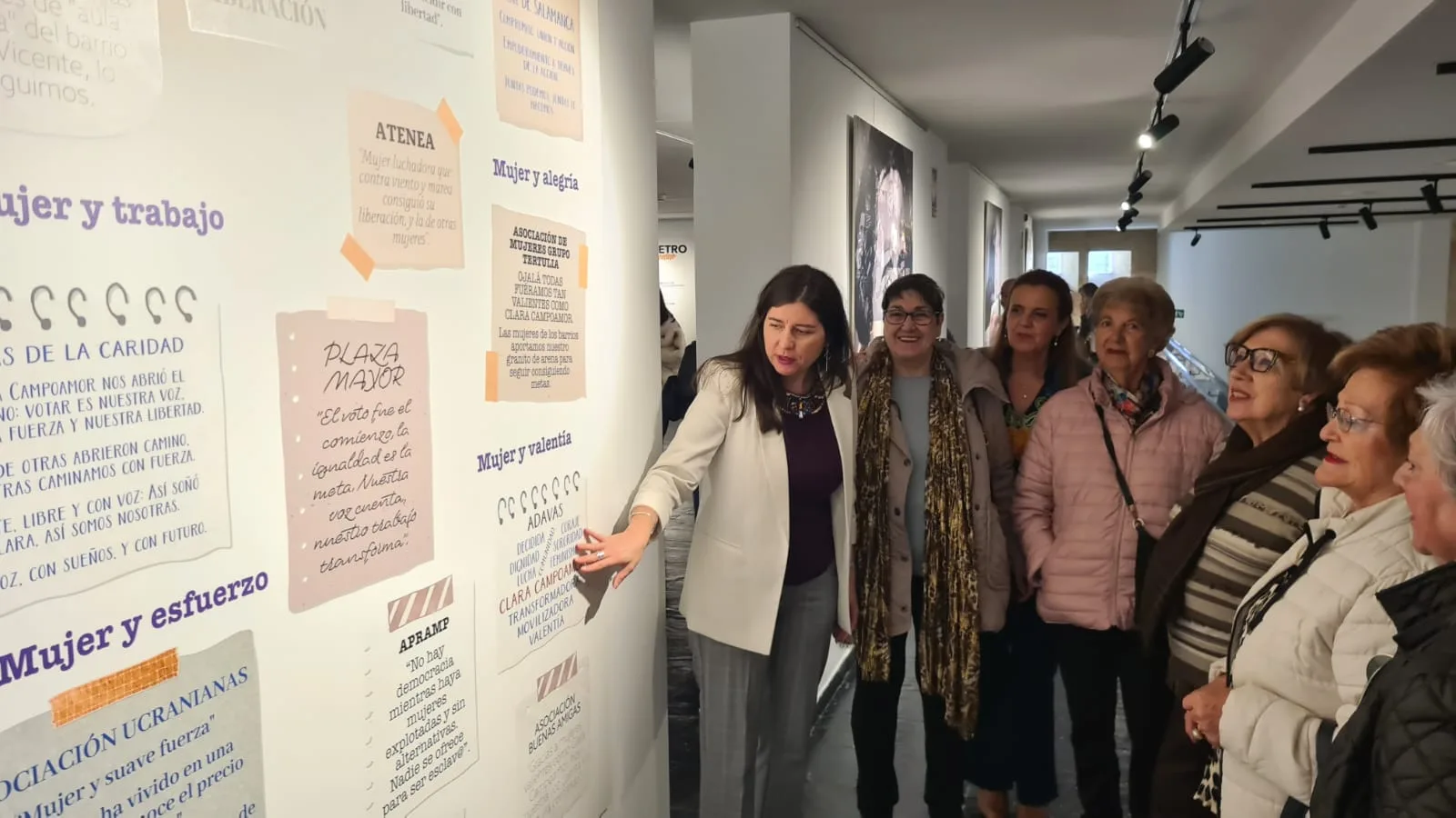 La Torre de los Anaya acoge la exposición “Clara Campoamor: la mujer más allá del voto”