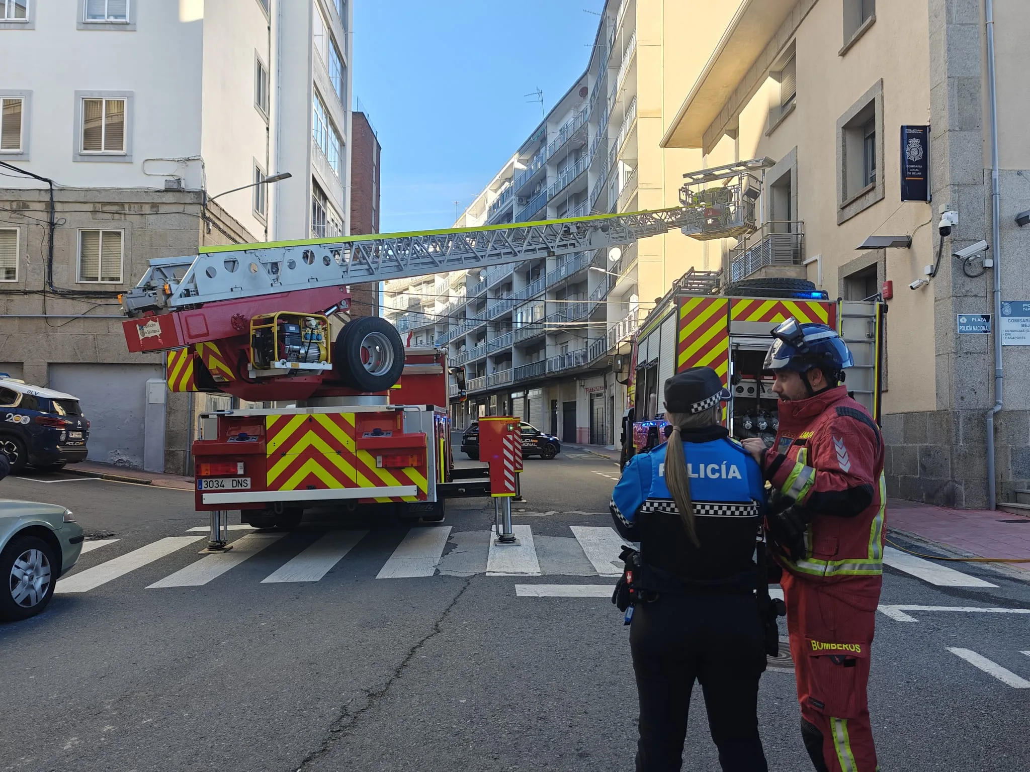 Bomberos y Policía Nacional realizan un simulacro de incendio en la Comisaría de Béjar