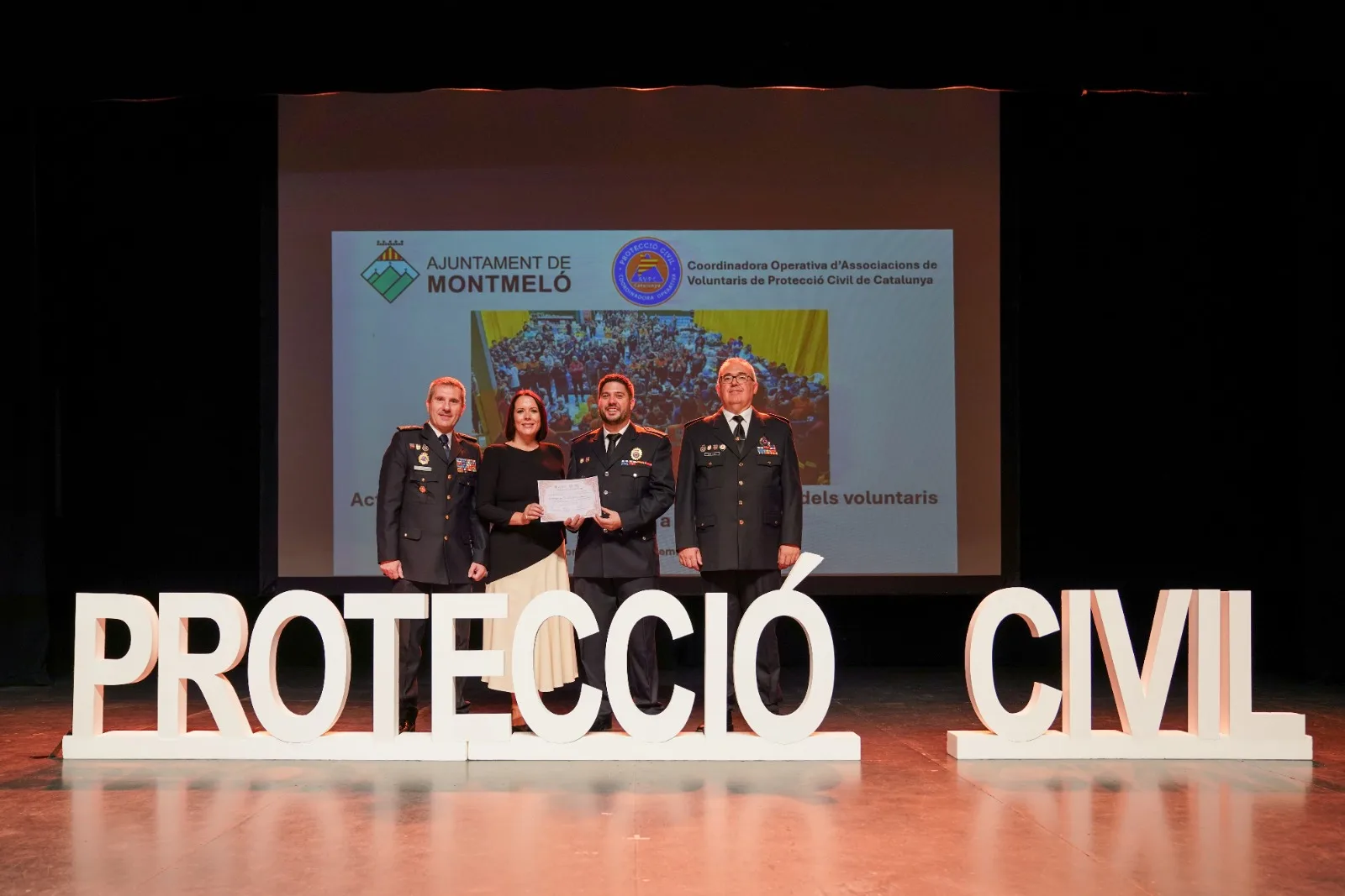 Protección Civil de Santa Marta participa en el homenaje nacional a los voluntarios que actuaron en la DANA de Valencia