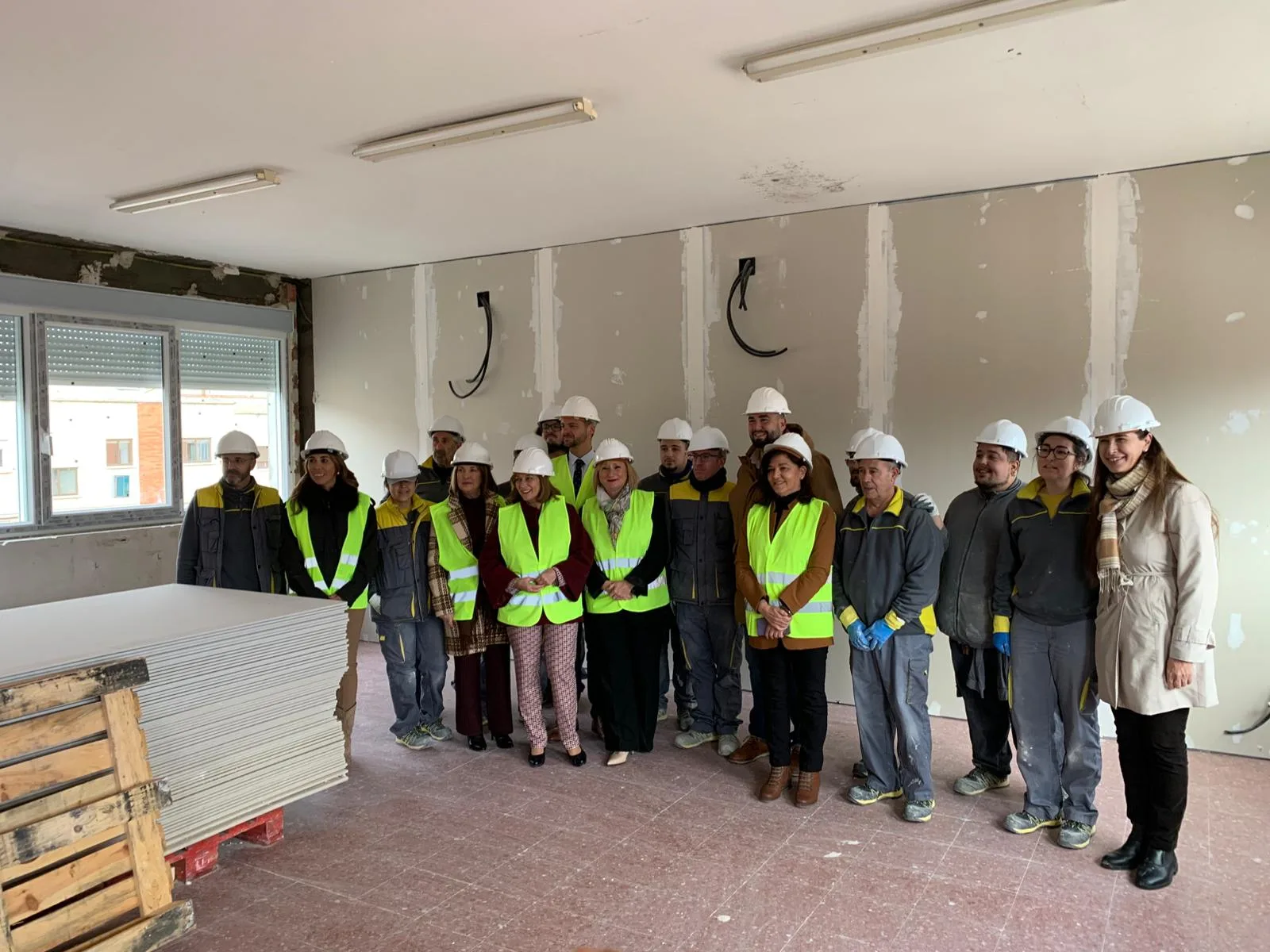 La Junta destaca en Peñaranda el impulso al empleo y la formación con la visita de la consejera Leticia García
