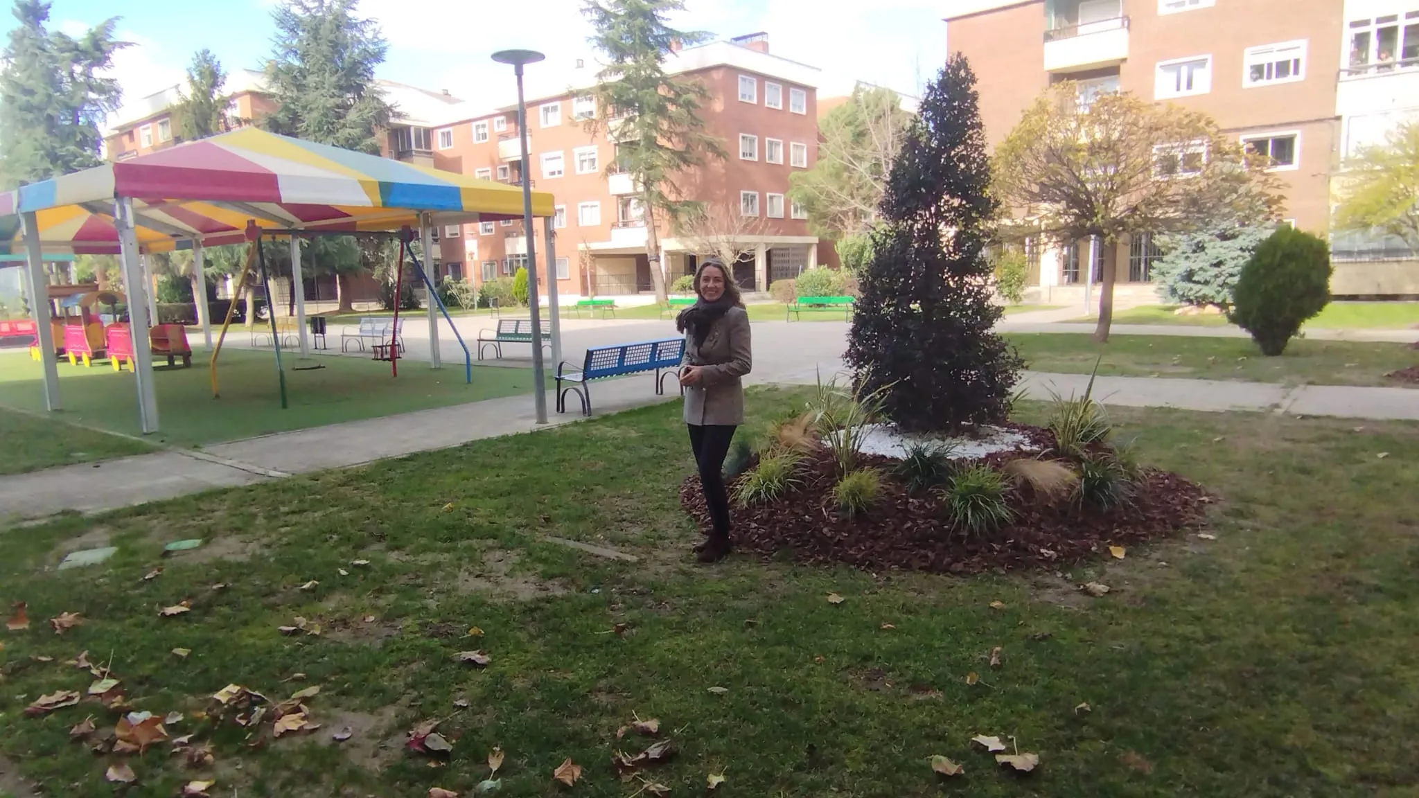 Finaliza el acondicionamiento y mejora de los espacios verdes de la Plaza Comuneros, que incorpora nuevas especies vegetales