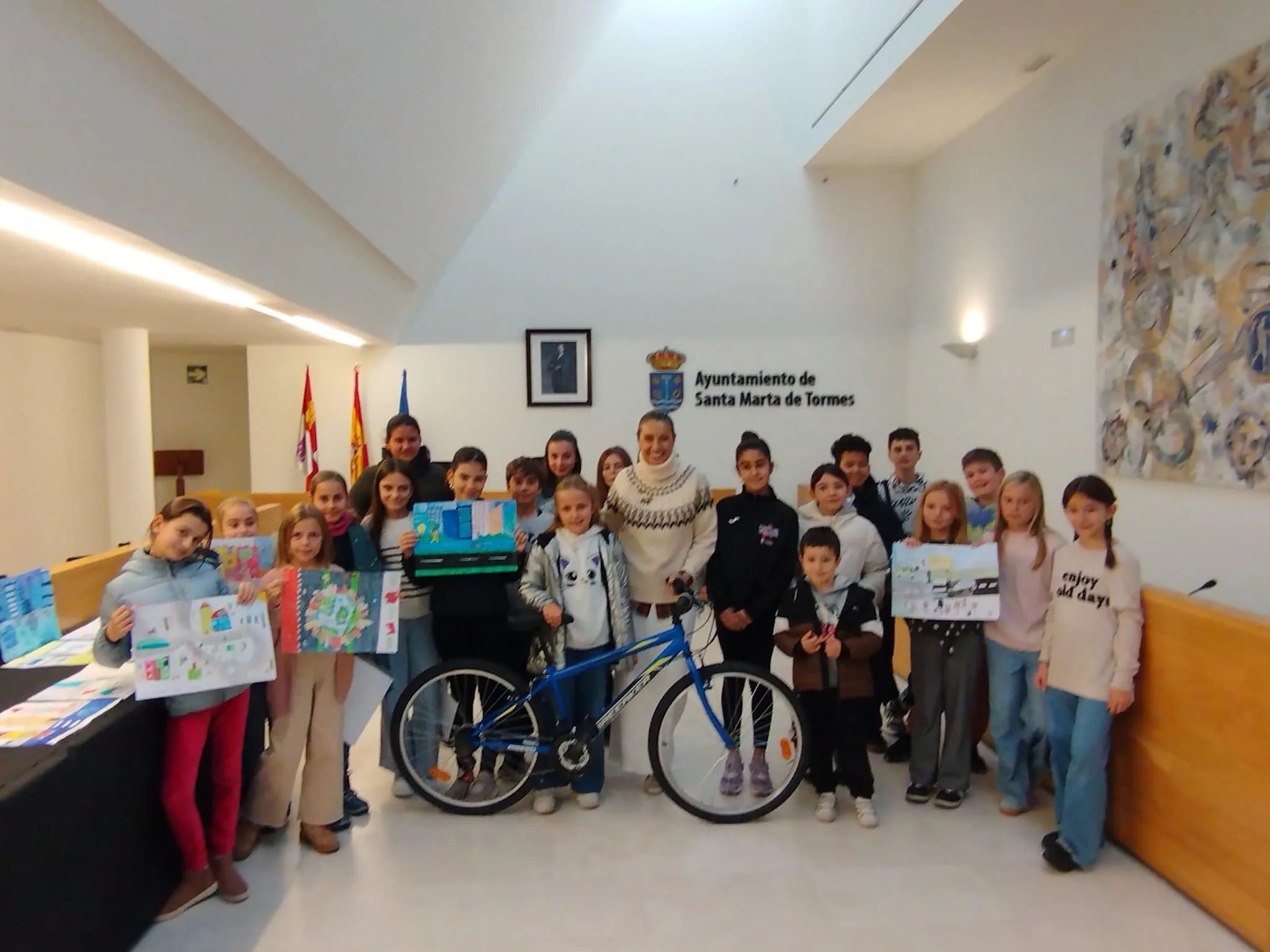 Santa Marta de Tormes entrega los premios del concurso de dibujo de la Semana de la Movilidad