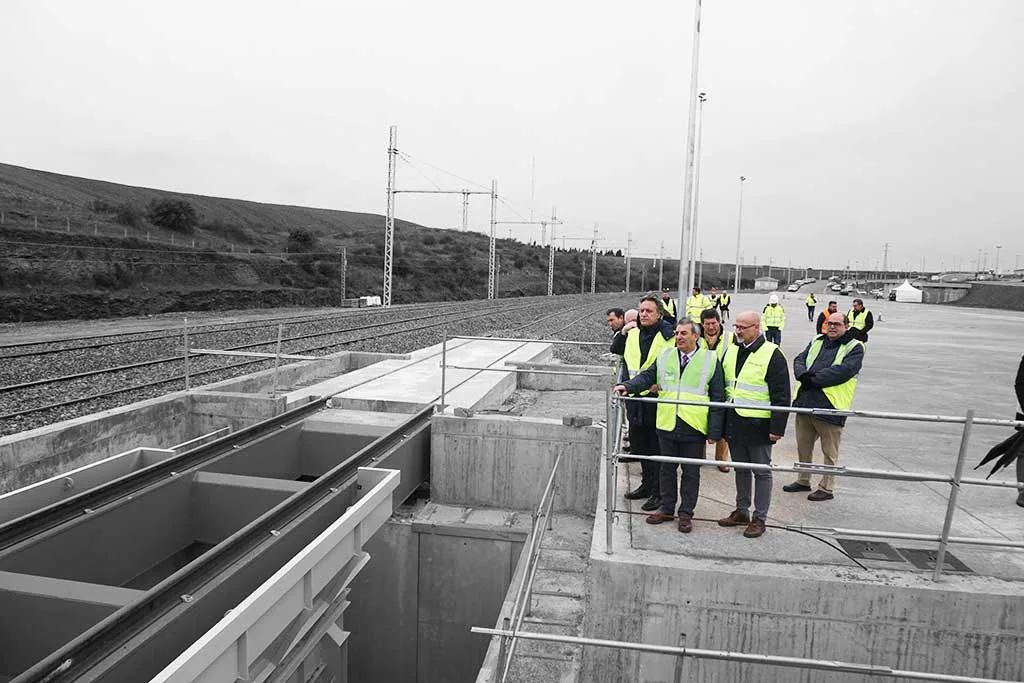 El consejo de administración de Zaldesa aprueba la licitación para la explotación del Puerto Seco