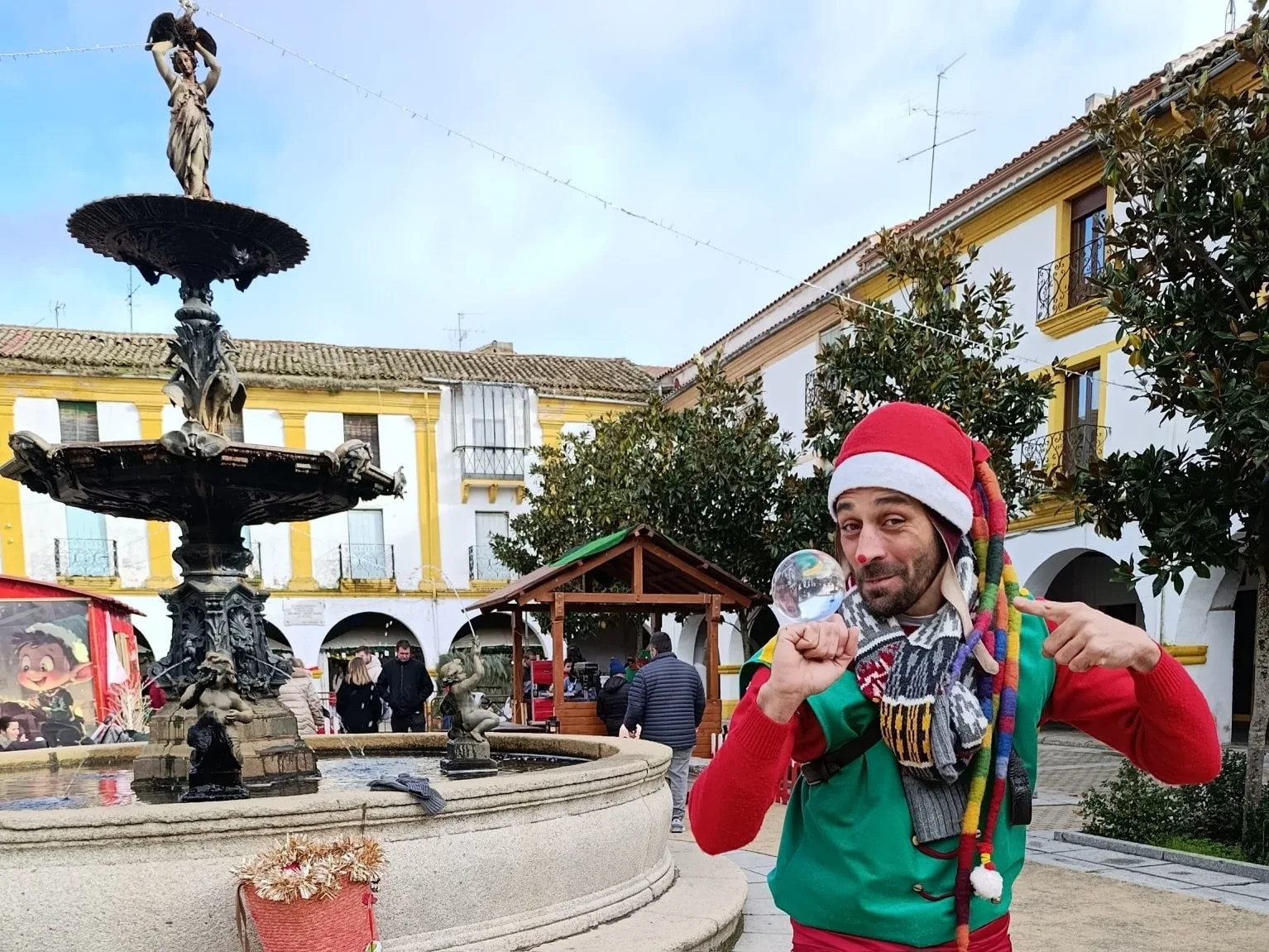 Reabre el Mercado Navideño de Ciudad Rodrigo con una castañada para dar la bienvenida a la Navidad