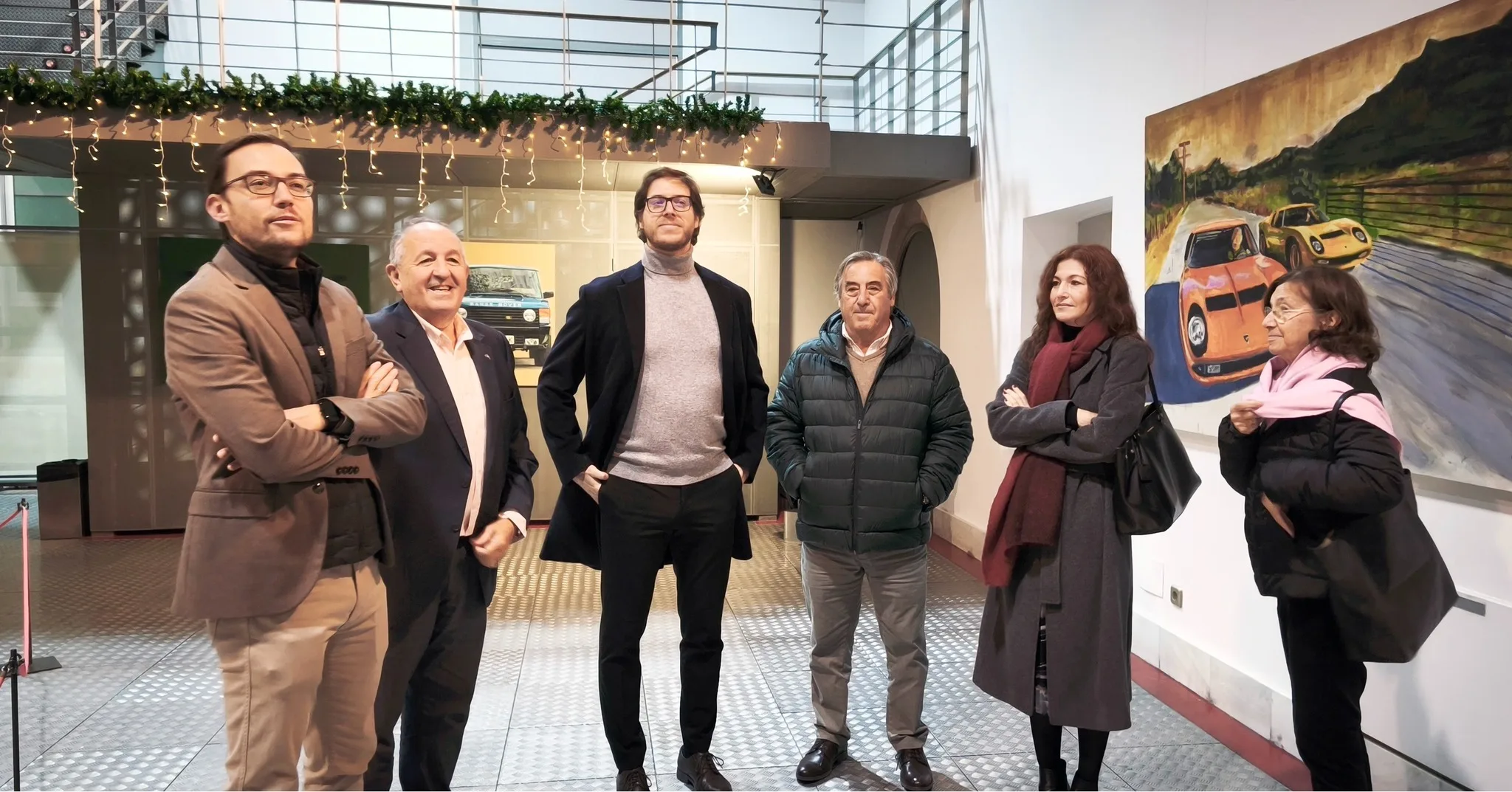 El Museo de Historia de la Automoción prorroga hasta el 15 de marzo la muestra ‘Motor Clásico y Acrílicos’ del artista Santiago Pedrós González