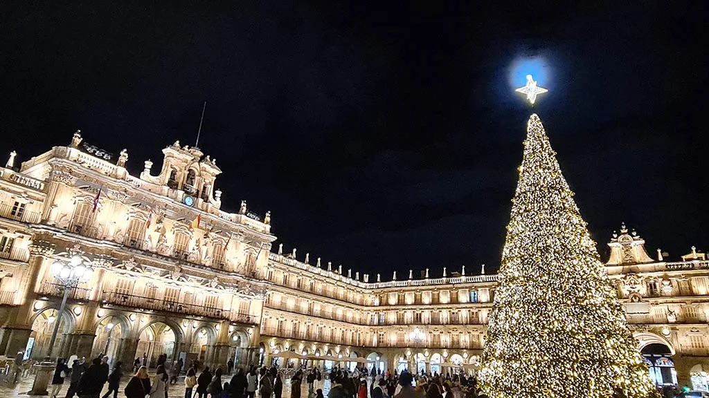 'Los sonidos navideños de la Plaza Mayor' continúa esta semana con cinco conciertos programados