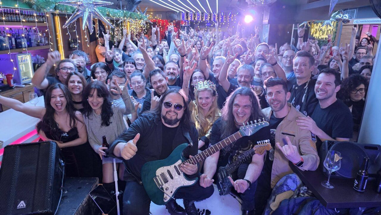 FOTOS | Espectacular Noche de Reyes en Music Factory Salamanca con Jim Brothers & Co