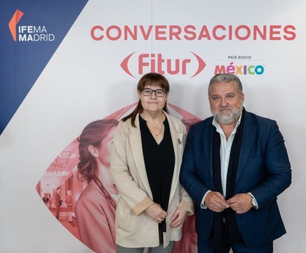 Ana Écija y Concepción Miguélez en evento de FITUR 2026