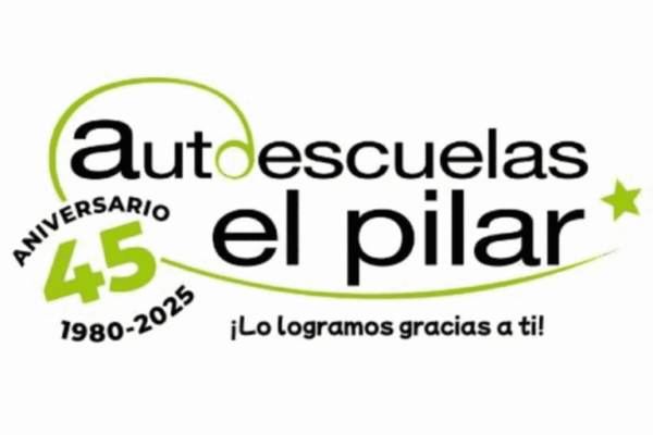 Logo de Autescuelas El Pilar con el texto del aniversario