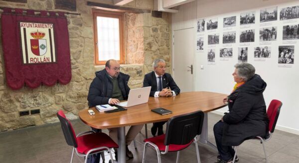 Reunión en el Ayuntamiento de Rollán con el alcalde y ciudadanos
