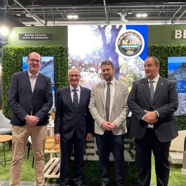 Representantes en el stand de Béjar en FITUR 2026