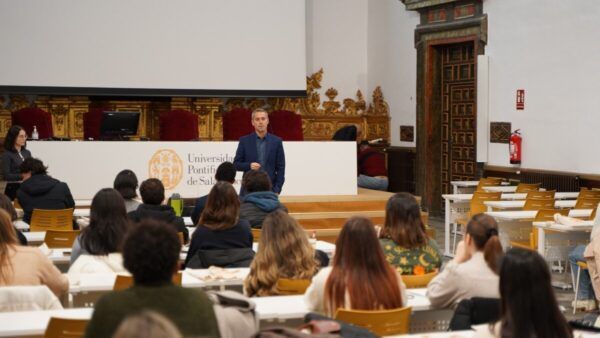 Acto de bienvenida para estudiantes internacionales en la UPSA