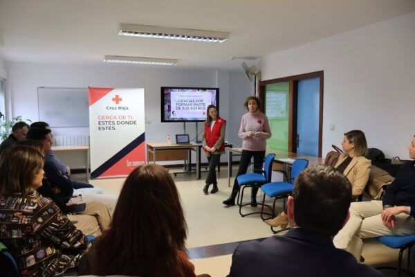 Evento de donación de juguetes en Salamanca con participación de Cruz Roja