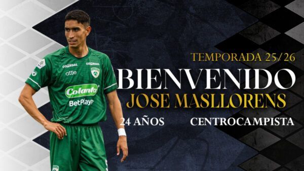 Jose Masllorens en uniforme de futbol, centrocampista de 24 años