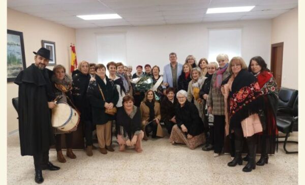 Mujeres de Cabrerizos preparándose para la Fiesta de las Águedas