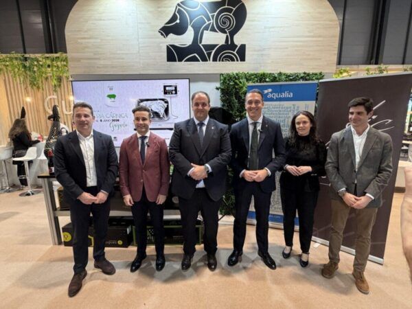 Representantes en la Feria de la Industria Cárnica en Guijuelo