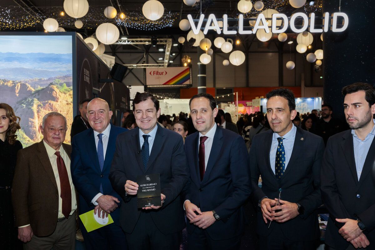 Alfonso Fernández Mañueco en FITUR 2026 promoviendo Castilla y León.