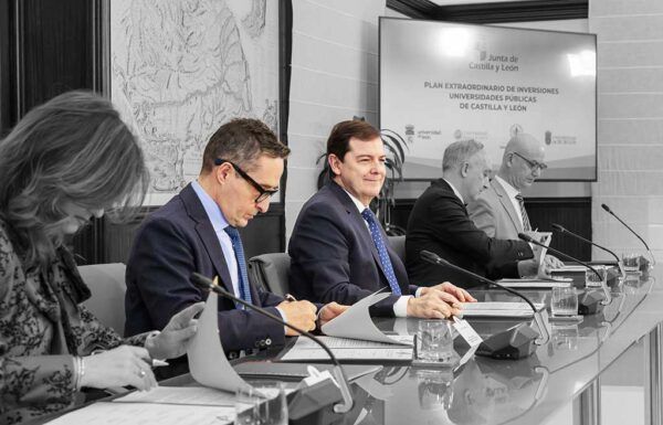 Reunión de la Junta de Castilla y León sobre inversiones universitarias