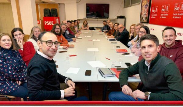 Reunión del PSOE de Ciudad Rodrigo en el Comité Electoral Provincial