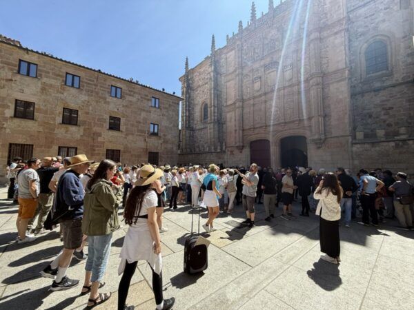 Multitud de viajeros en Salamanca durante el año 2025