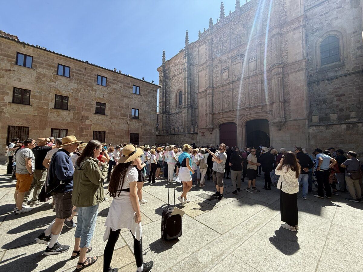 Multitud de viajeros en Salamanca durante el año 2025