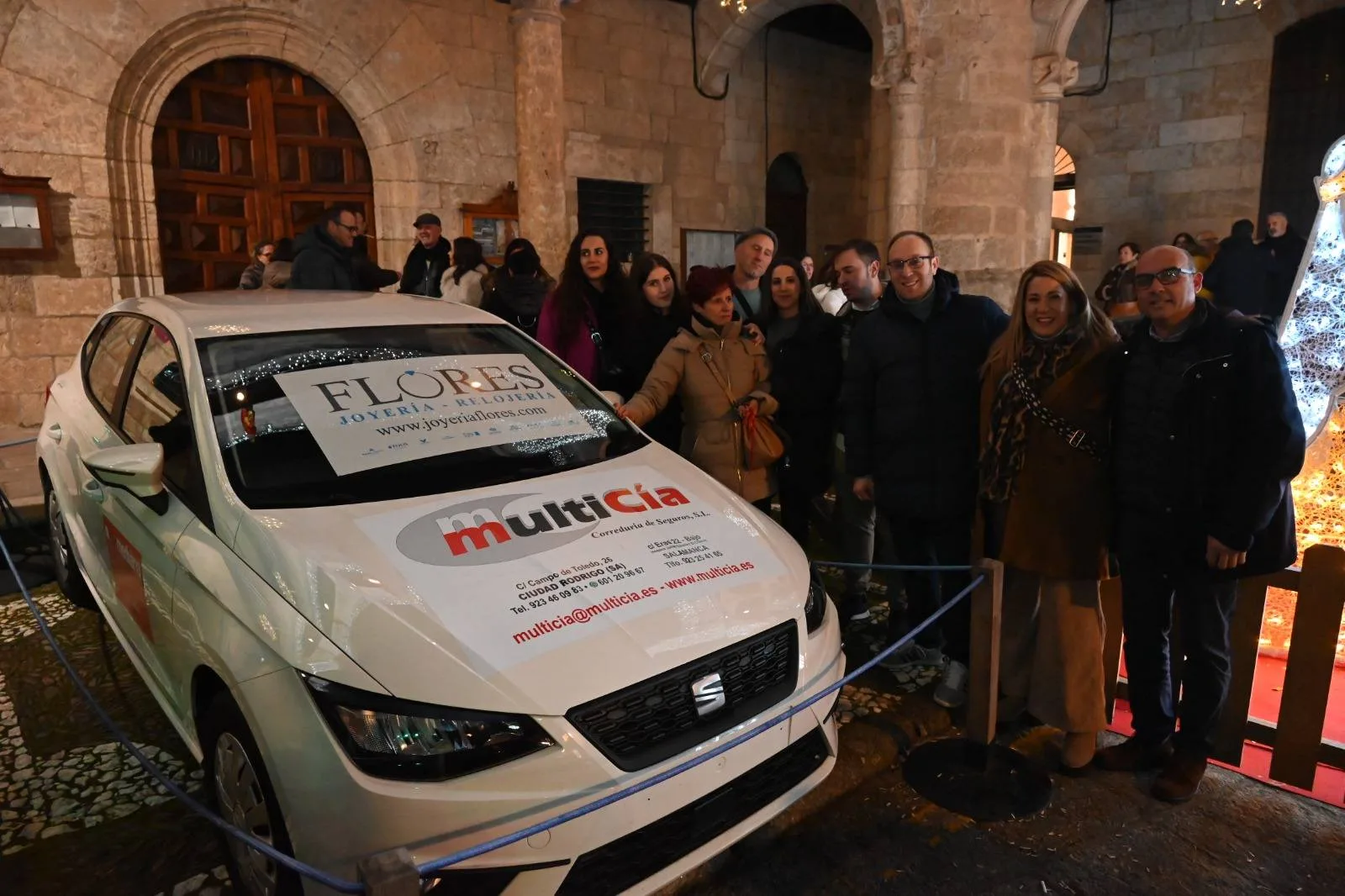 Casilda, vecina de Ciudad Rodrigo, gana el sorteo del coche para apoyar al comercio local