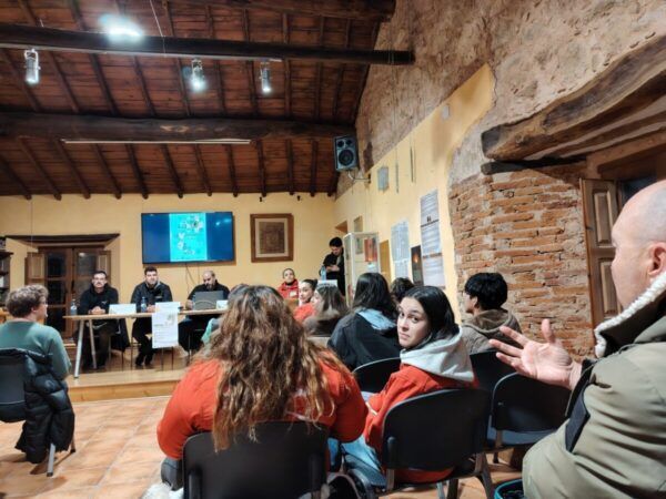 Participantes en el IV Encuentro de Jóvenes en el Medio Rural en Morille