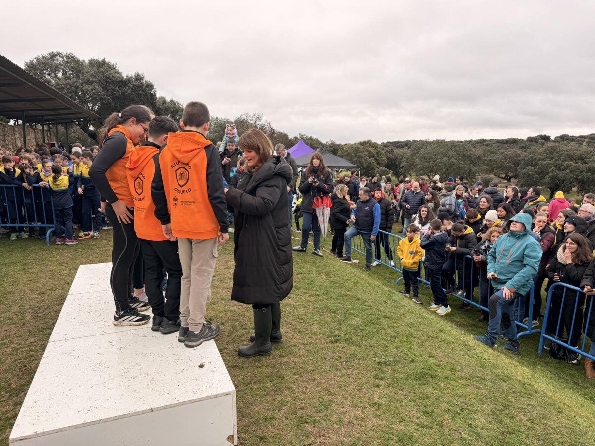 Almudena Parres entrega premios a jóvenes deportistas en Zarapicos