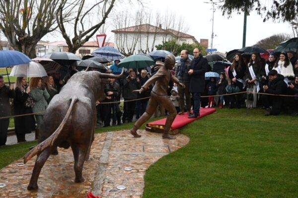 Inauguración del Monumento al Carnaval del Toro en Ciudad Rodrigo