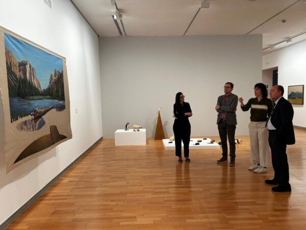 Visita a la retrospectiva de Gabriela Bettini en el DA2