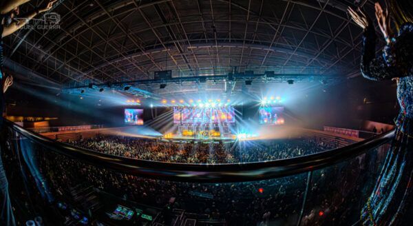 Fito Cabrales en concierto en el Multiusos Sánchez Paraíso de Salamanca