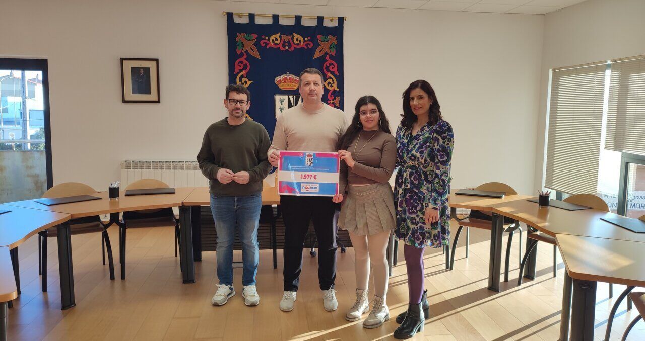 Entrega de cheque solidario a la Asociación Síndrome de Noonan en Doñinos