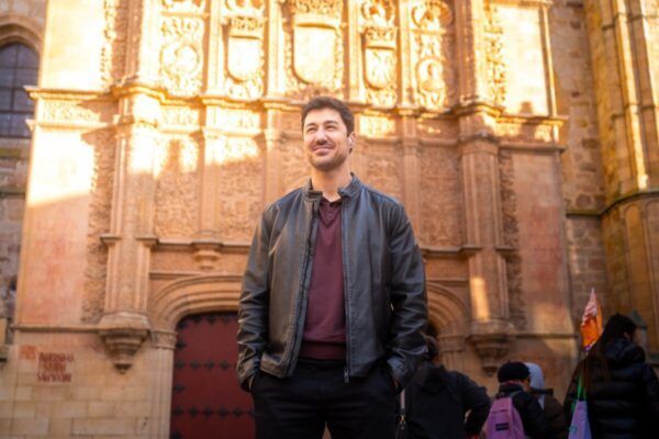 Francisco Cacho en el Aula Alumni de la Ciencia de la USAL